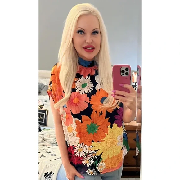 LAST 1! Bright Summer Floral Oversized Tie Back Neck Top! - Picture 2 of 6